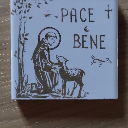 Casa Pace E Bene * أسيسي